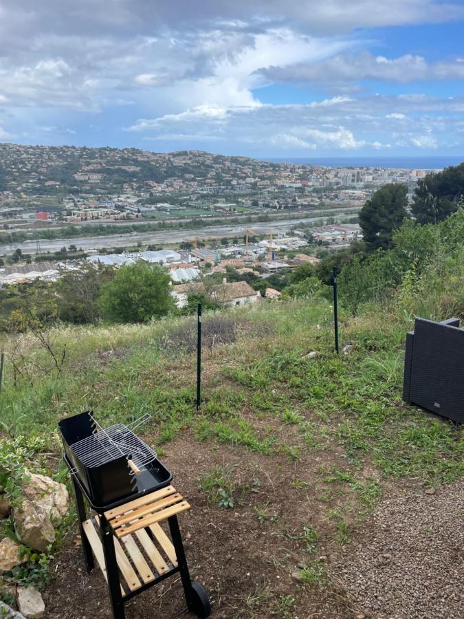 Appartement Sur Saint Laurent Du Var Exteriör bild